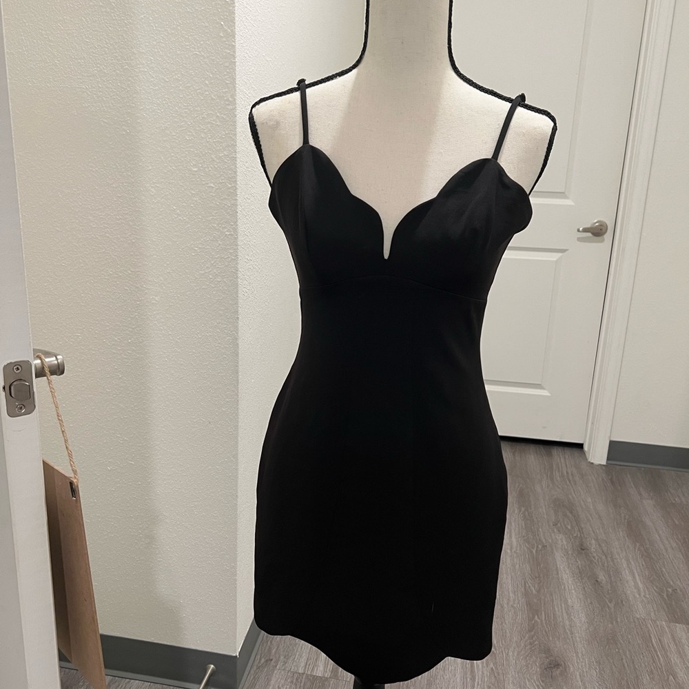 Elegant Black mini Dress